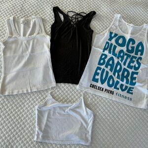 Bundle of Sleeveless Activewear Lounge Travel Tank Top x 4 Small